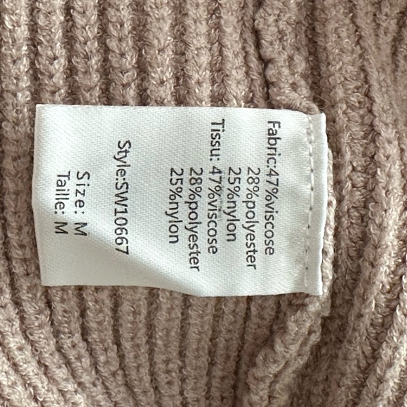 Sweater - Picture 6 of 6